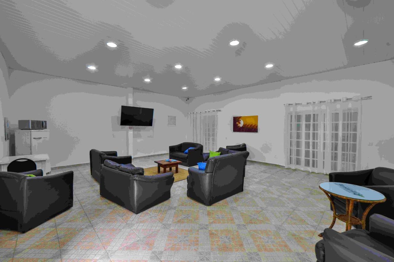 Fabuloso Flat 225, 2 Piscinas Climatizadas, Sky Com 170 Canais,Tv Com Xbox, Internet Particular 500M Bertioga, Riviera De Sao Lourenco Flat Duplex Inteiro, Adega, Cozinha Equipada Completa Servico De Hotelaria, Servico De Praia Nos Finais De Semana Kültér fotó